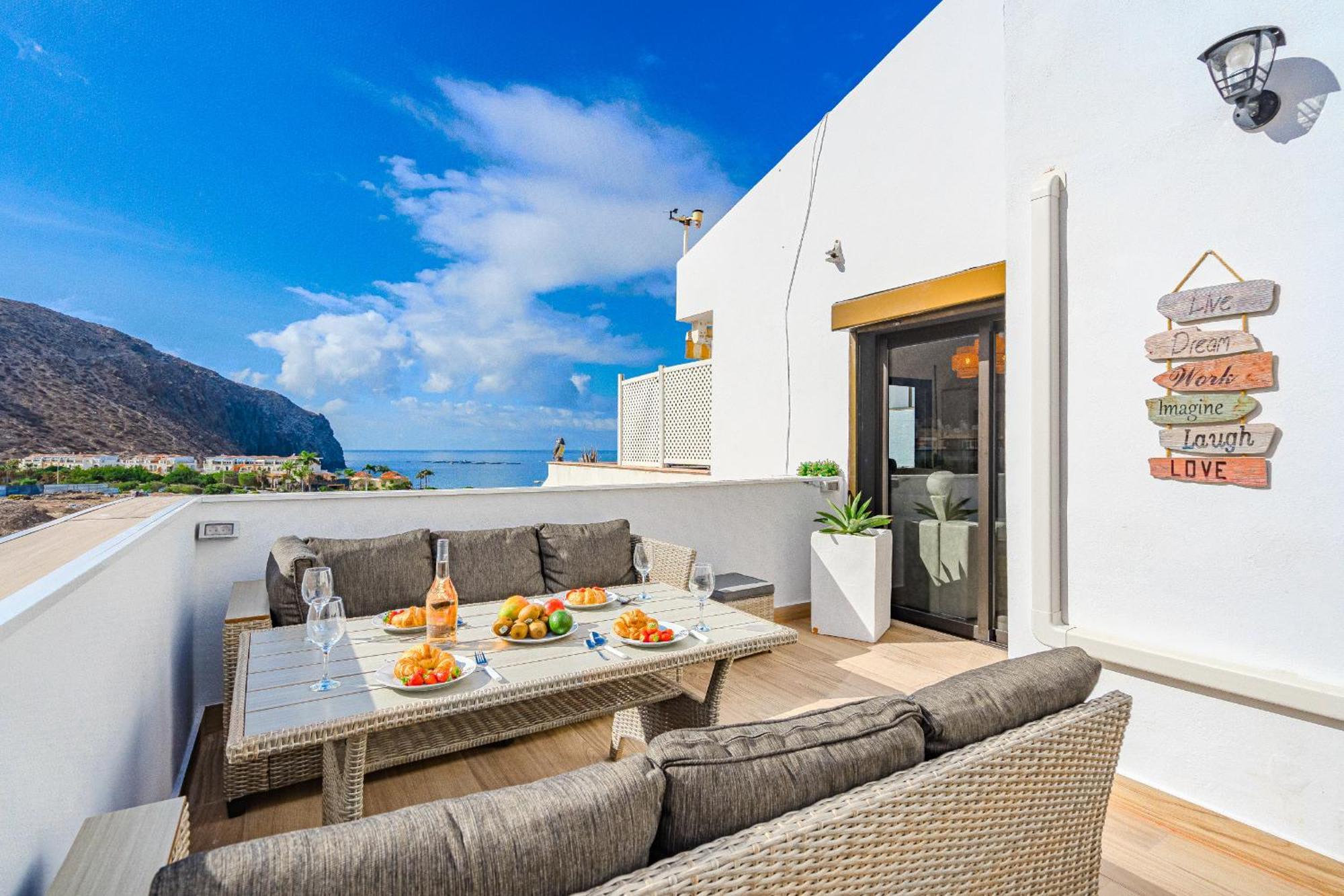 Exclusive Penthouse Front Ocean View Heated Pool