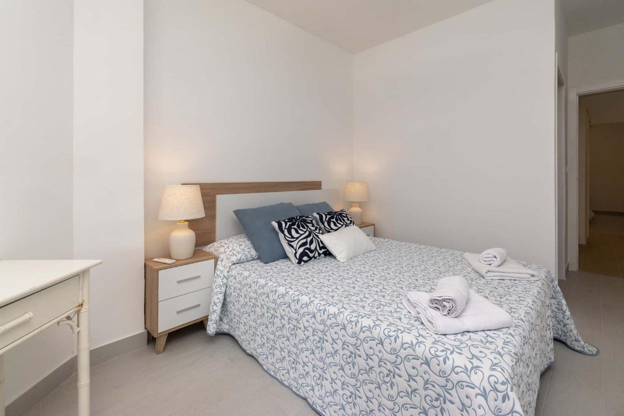 Santa Amalia 1 - Three Bed * Los Cristianos (Tenerife)