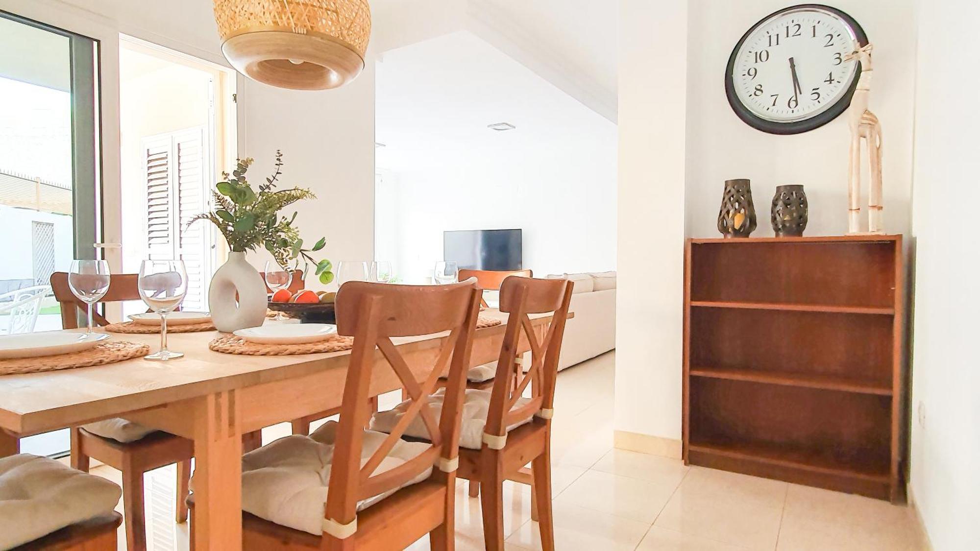 Villa 4-bedroom Corales With Jacuzzi, Garden, Close To Everything *