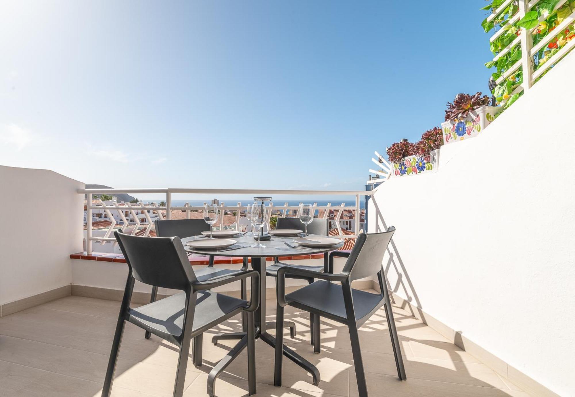 2 Bedroom Luxury With Sea View In Cristianos Appartement *