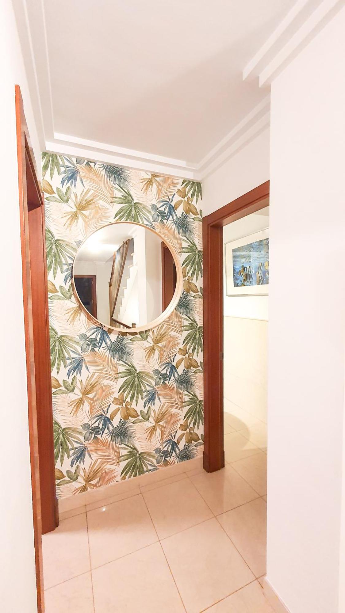 4-bedroom Corales With Jacuzzi, Garden, Close To Everything Villa Los Cristianos (Tenerife)