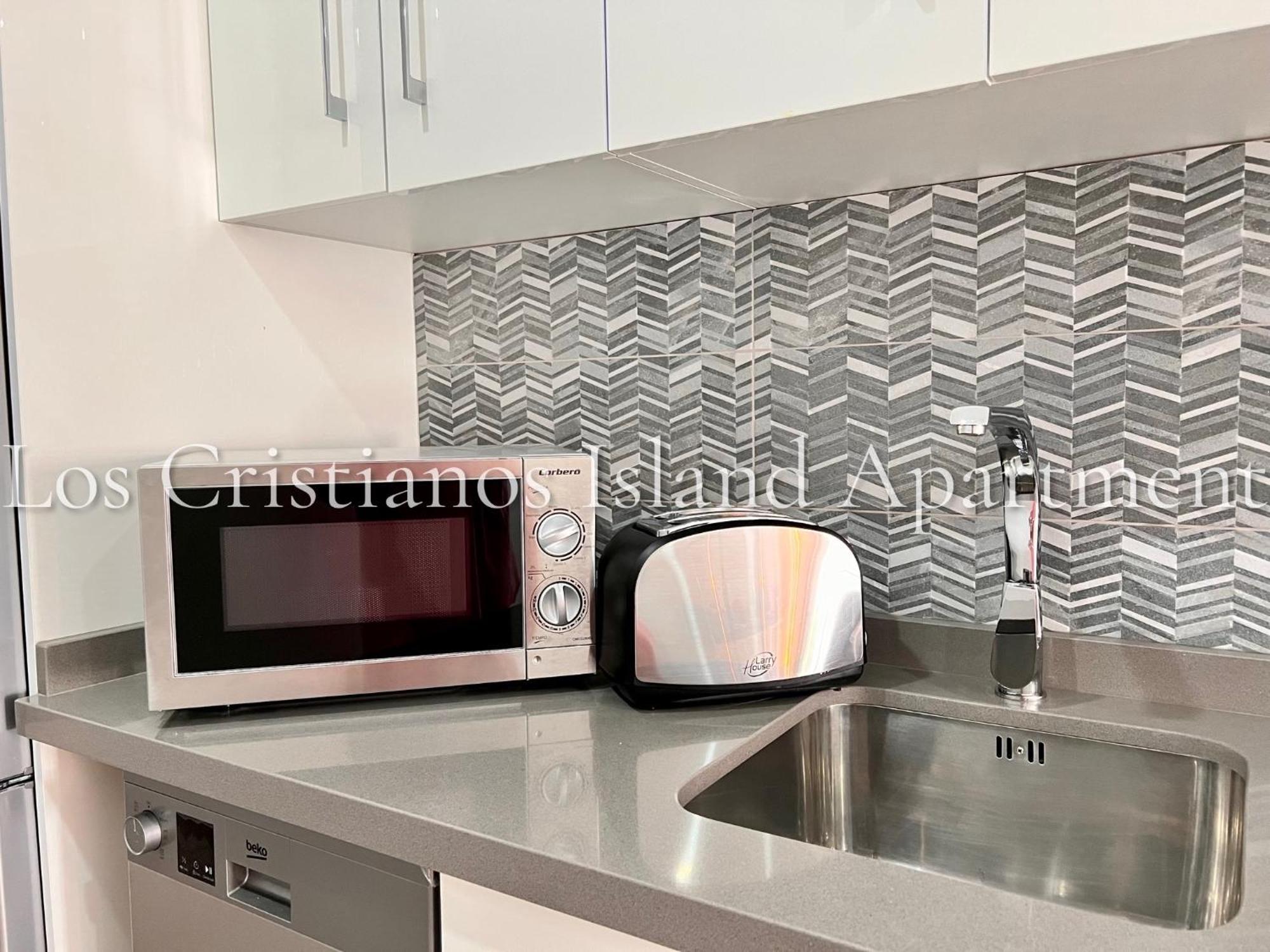 Cristianos Island Apartment