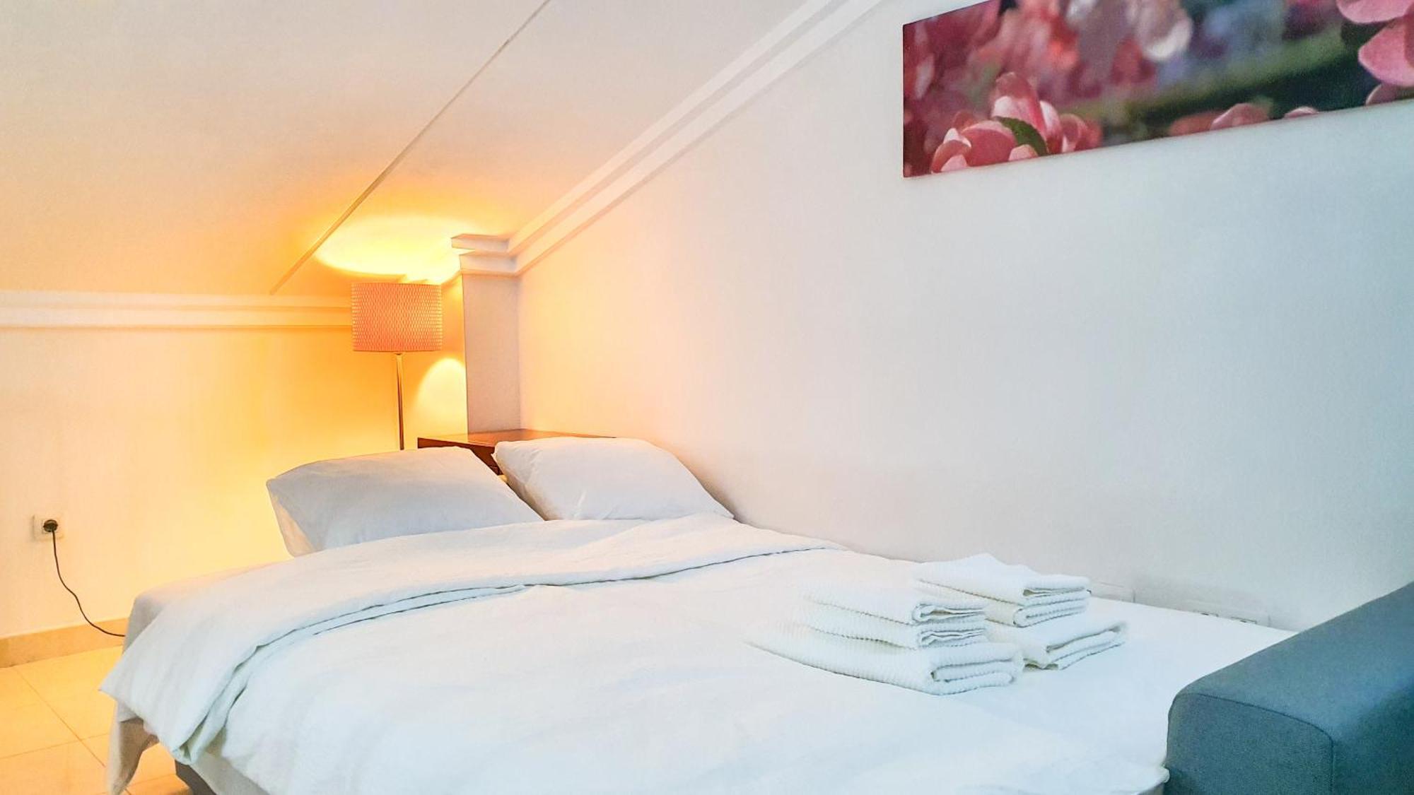 4-bedroom Corales With Jacuzzi, Garden, Close To Everything