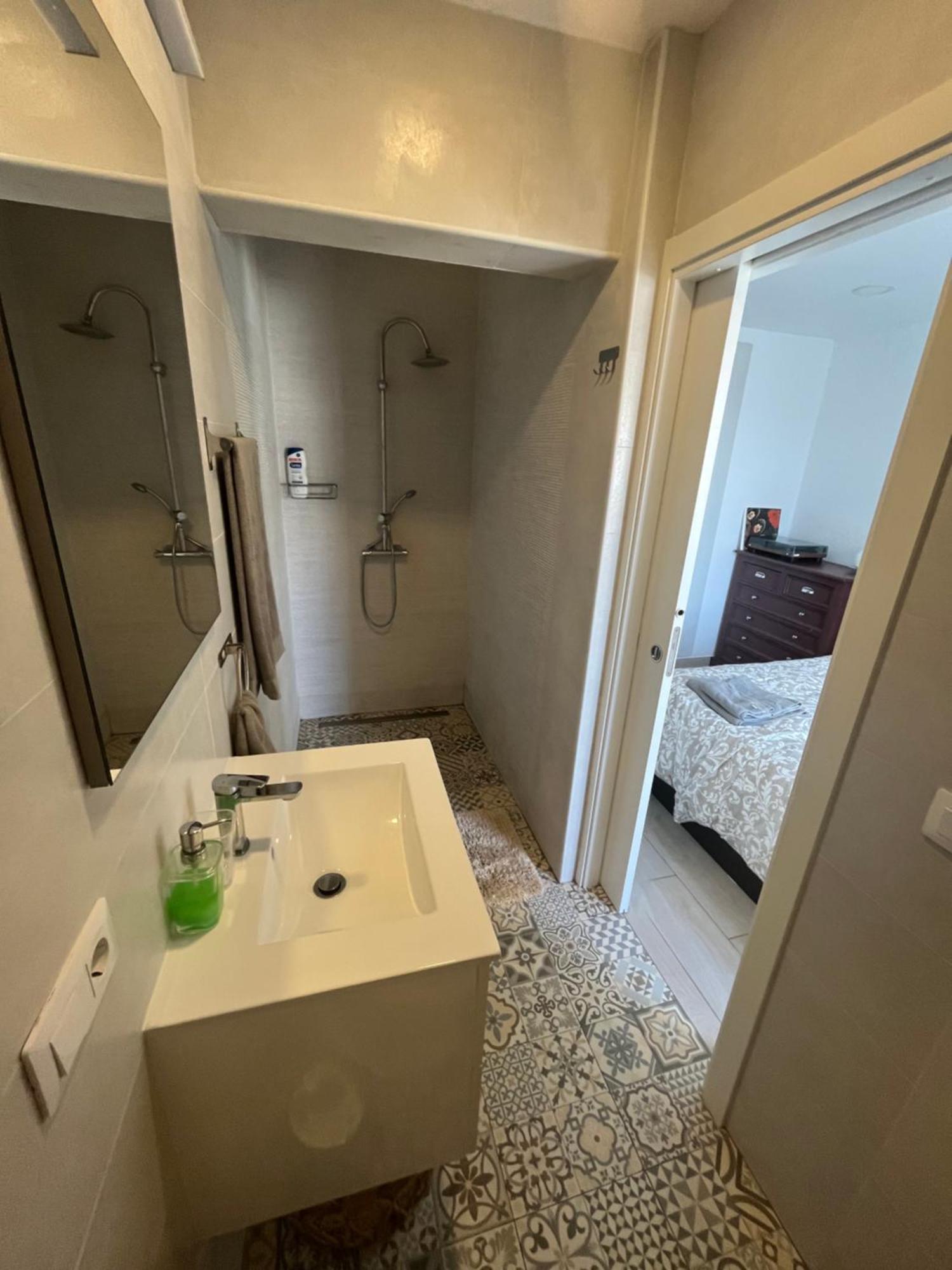 Sea View Penthouse With Large Terrace Los Cristianos (Tenerife)