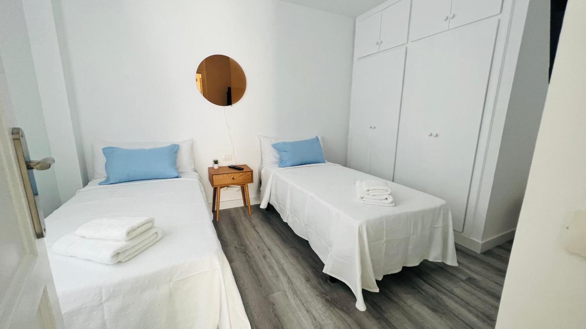Linares - Playa De Cristianos 2 Bed Apartamento Los Cristianos (Tenerife)