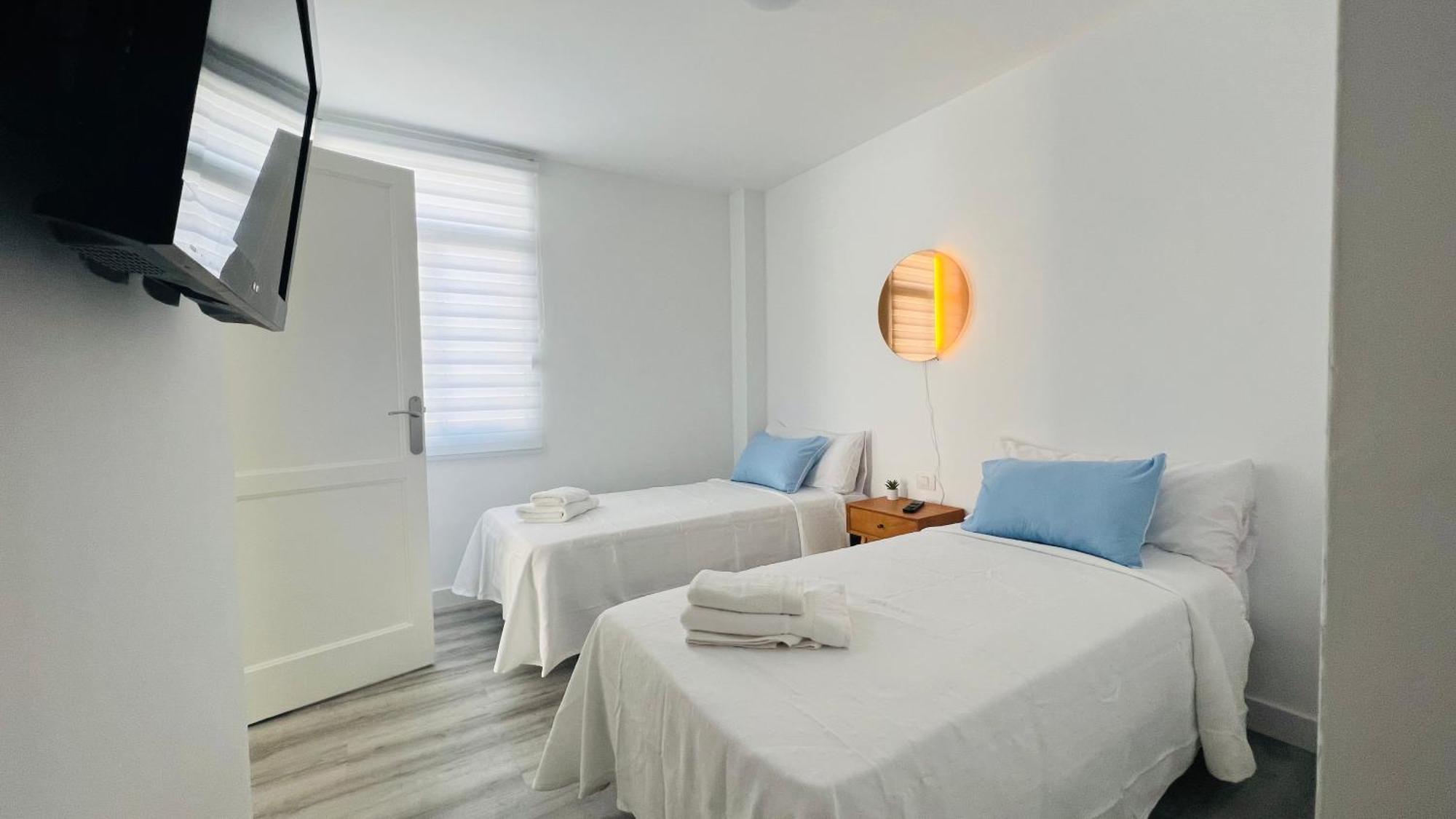 Linares - Playa De Cristianos 2 Bed Apartamento