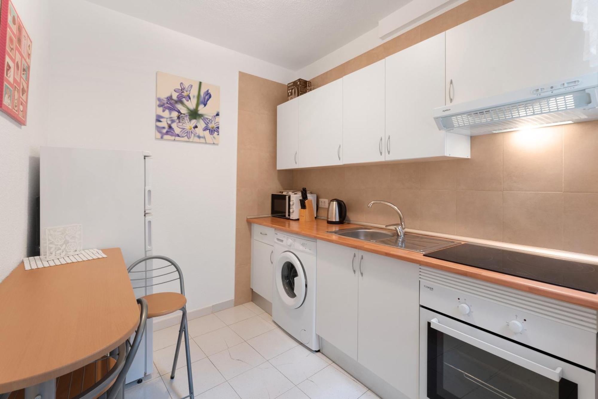 Apartment 2-bedroom On Cristianos