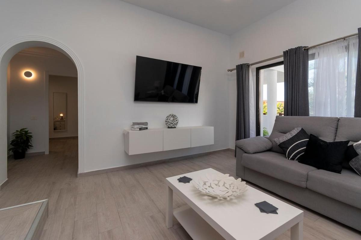 Apartment Cristian Sur Luxury 2 Bedroom Los Cristianos (Tenerife)