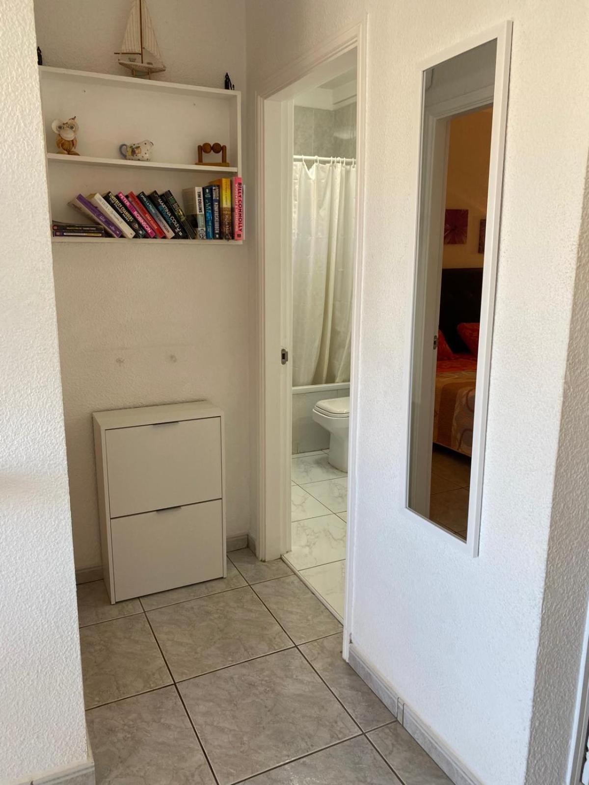 Ocean In Your Hands Apartment
