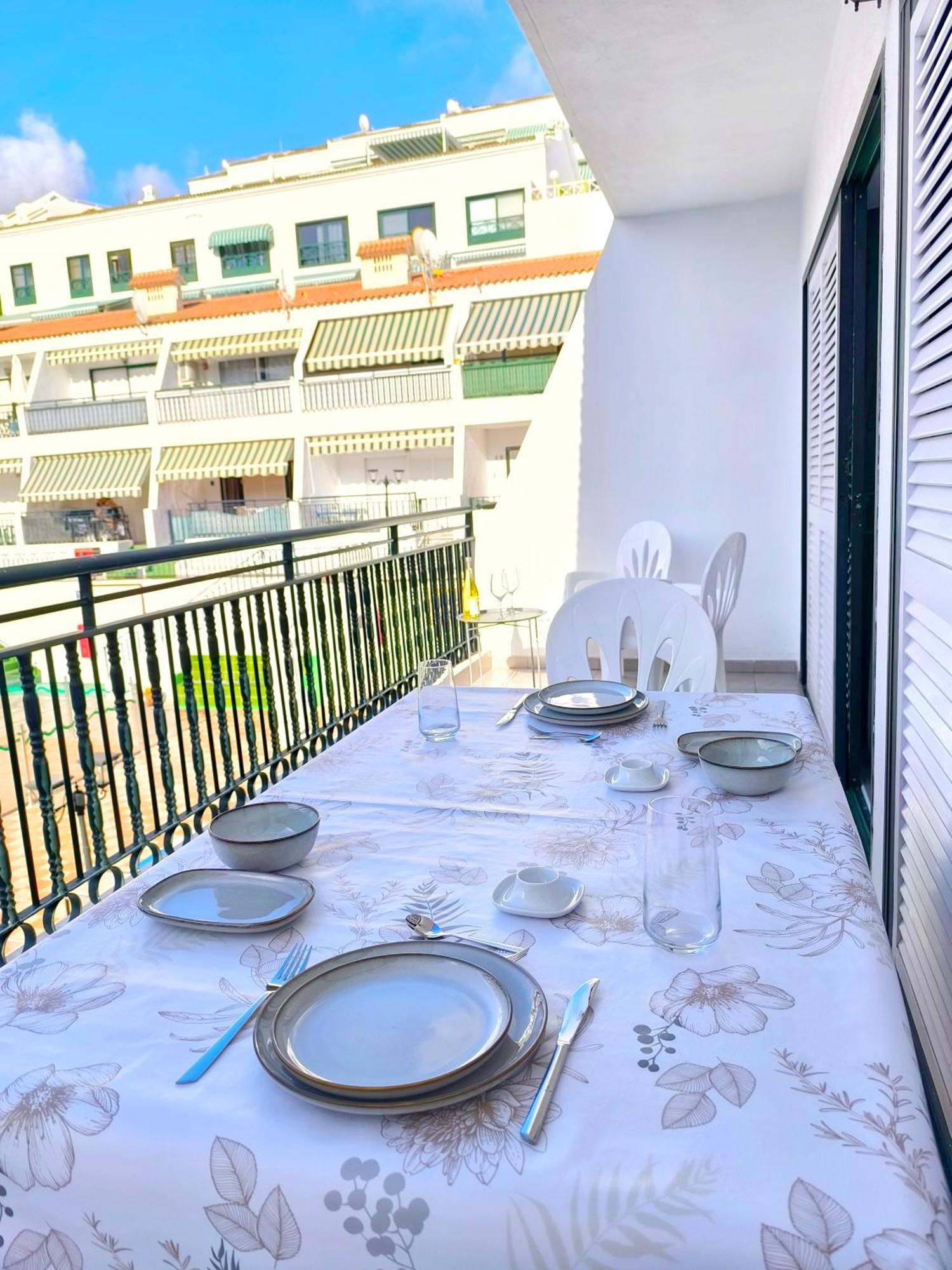 Apartment Pearl Chipeque - Calm Atmosphere, Pool, Fibre Net, Tv Channels Los Cristianos (Tenerife)