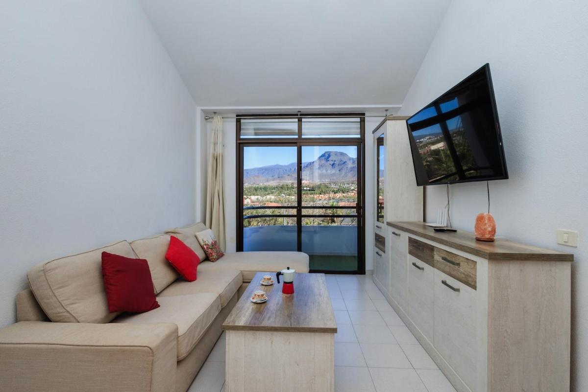 In Cristianos- Ichazagua Views Apartment