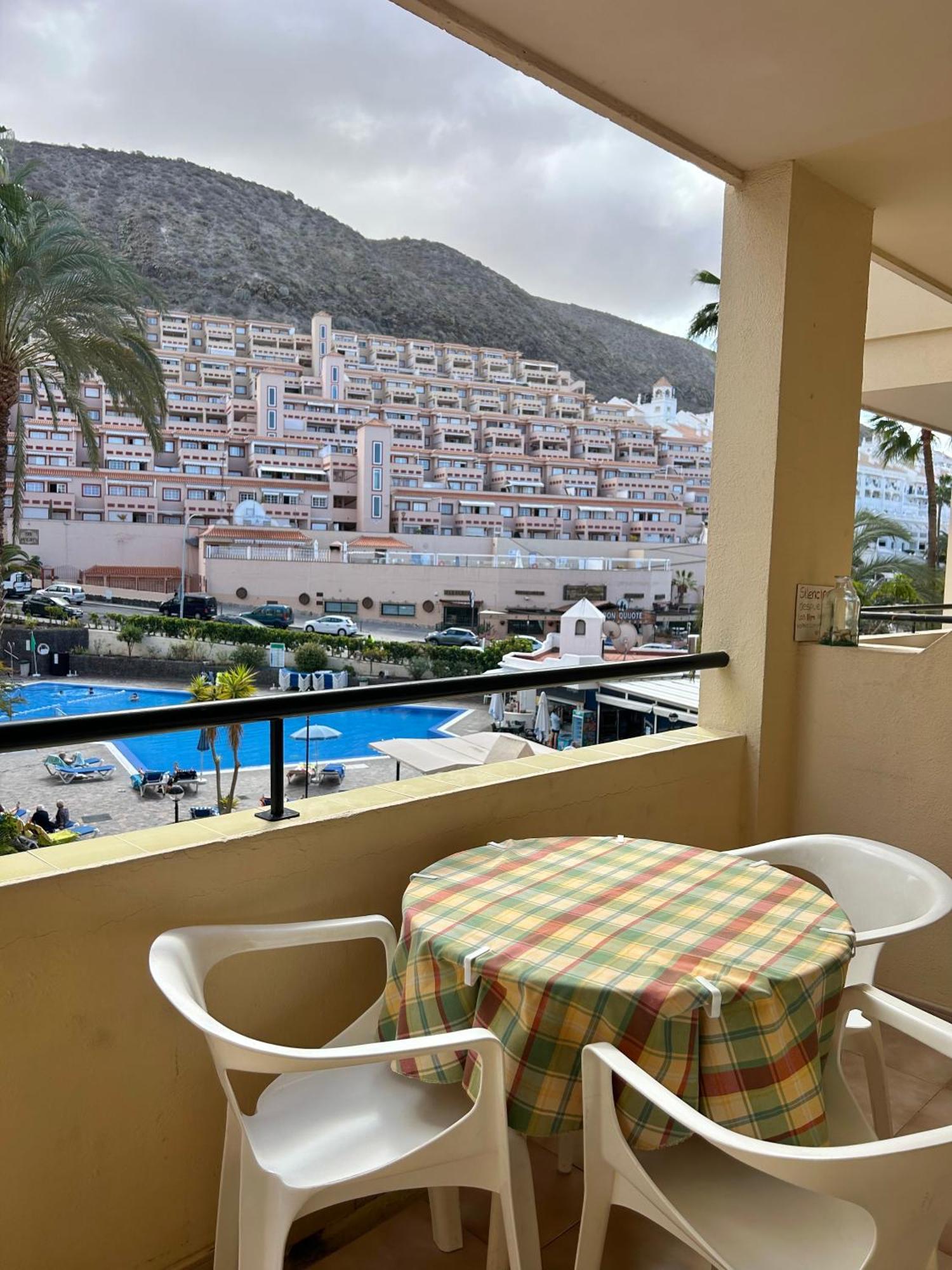 In Castle Harbour With Pool View C020 Los Cristianos (Tenerife)