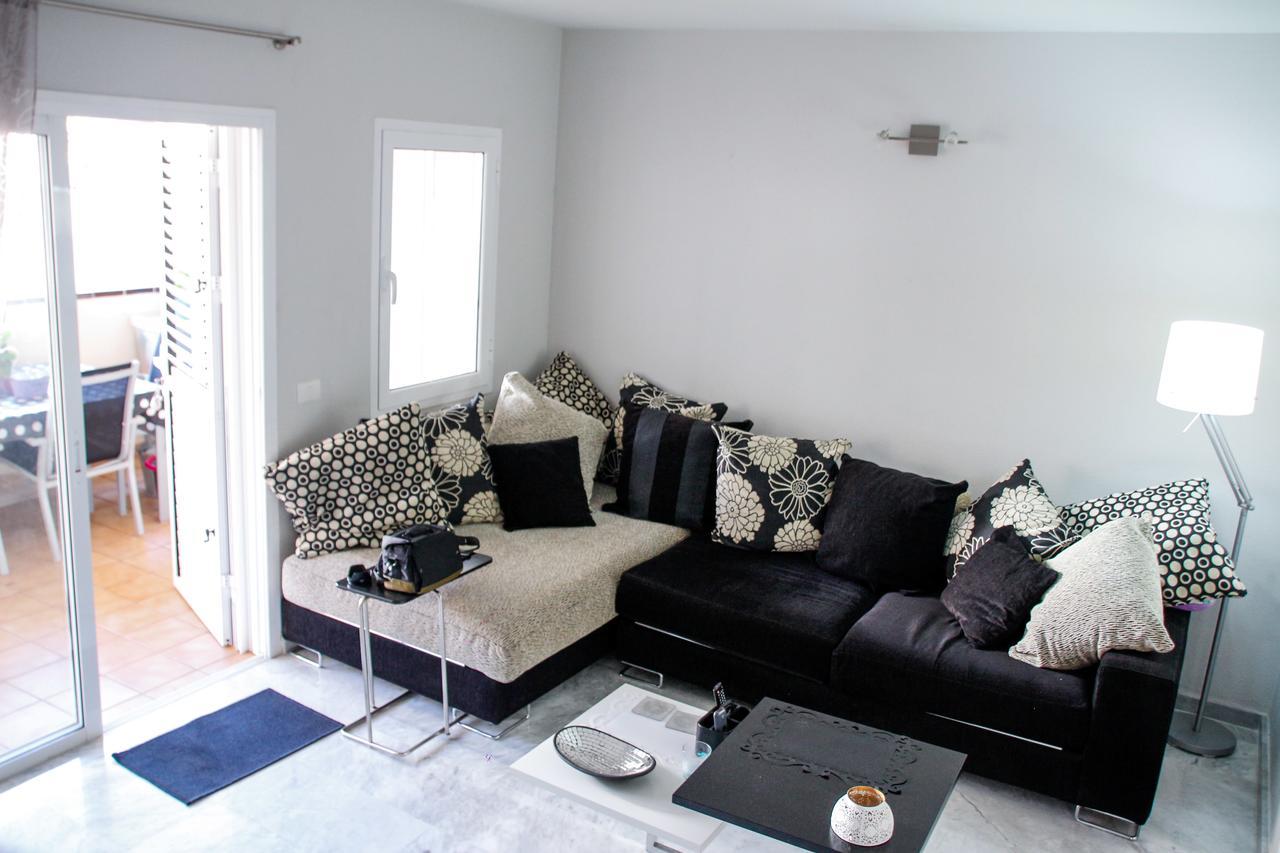 Cozy Ground Floor With Terrace In Los Cristianos