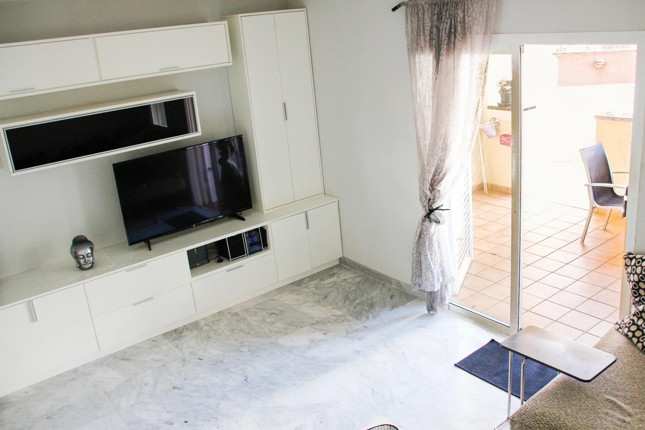Cozy Ground Floor With Terrace In Los Cristianos *