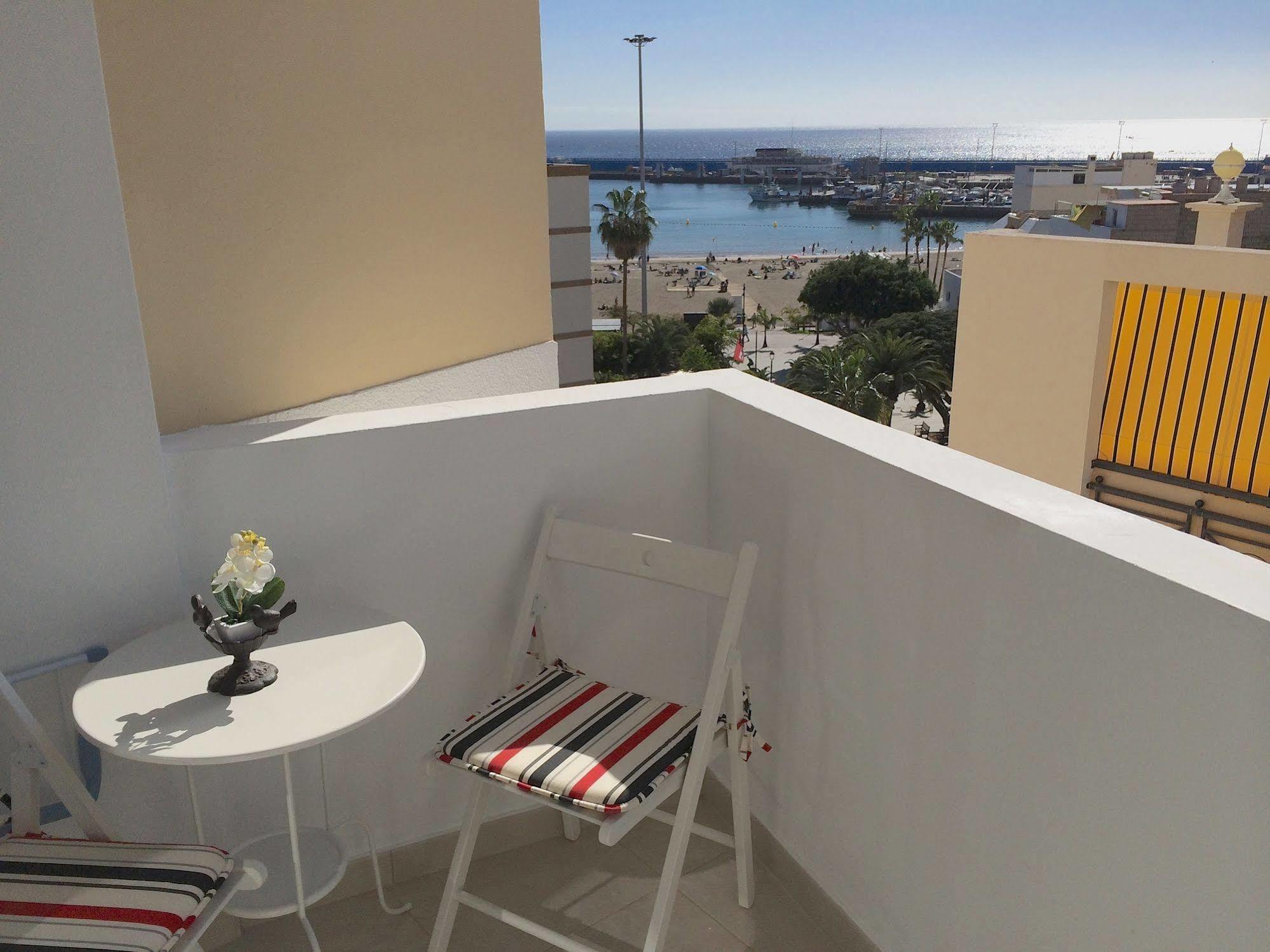 Estudio Gavota - Playeros * Los Cristianos (Tenerife)