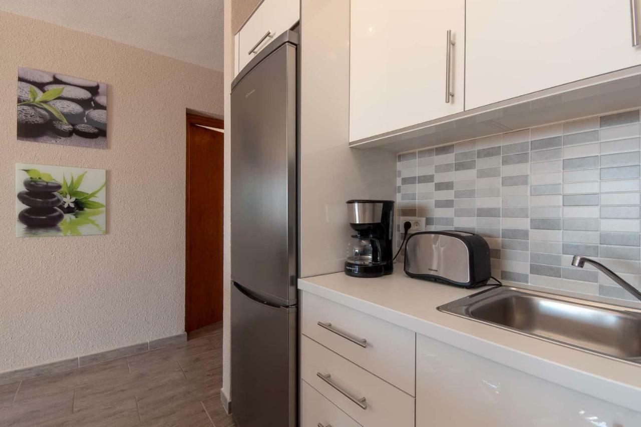 Port Royale 64 - Two Bed Penthouse Apartamento Los Cristianos (Tenerife)