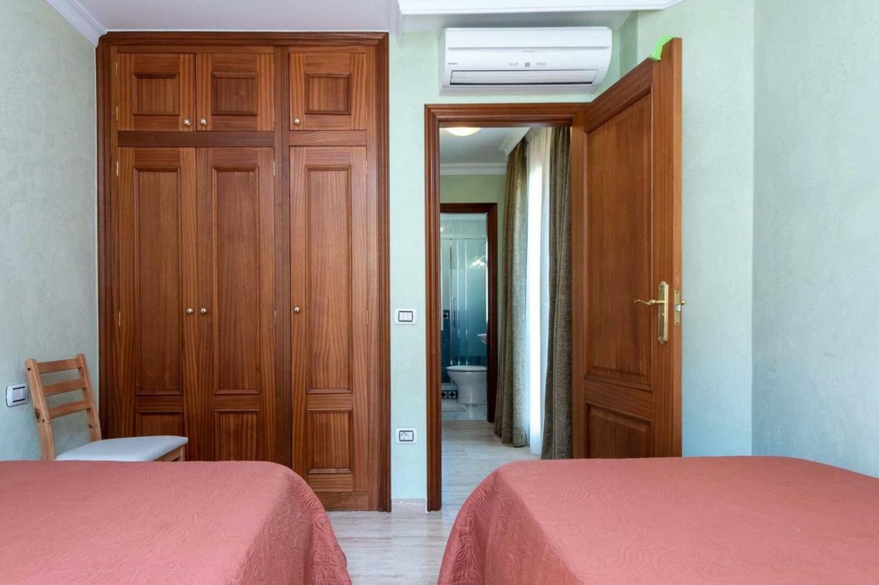 Exclusive On The First Line Of The Ocean With A Private Heated Pool