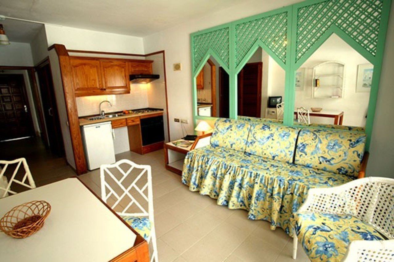 Apartahotel & Sport Mar Y Sol