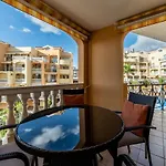 Tropical Holiday Apartment