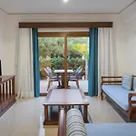 Marylanza Suites & Spa