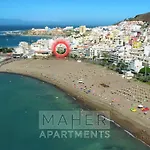 Cozy Main Square And Beachfront 3-Bedrooms Apartment