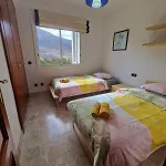 Large Direct Ocean Front 4Bd Apartment