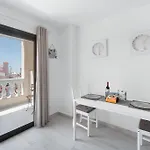 Estupendo Estudio En Castle Harbour