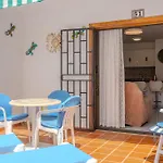 Victoria Court 2 Pool
