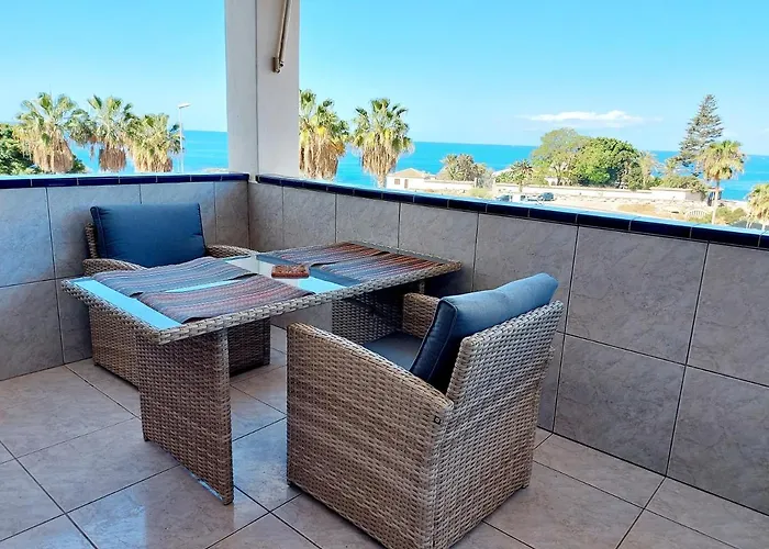 2 Suite Bedrooms Heatedpool Aircon Los Cristianos