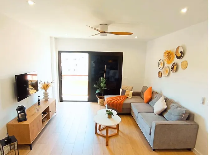Cozy-Central Apartment4