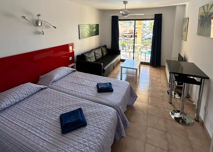 Modern Studio Free Wifi Heated Pool
