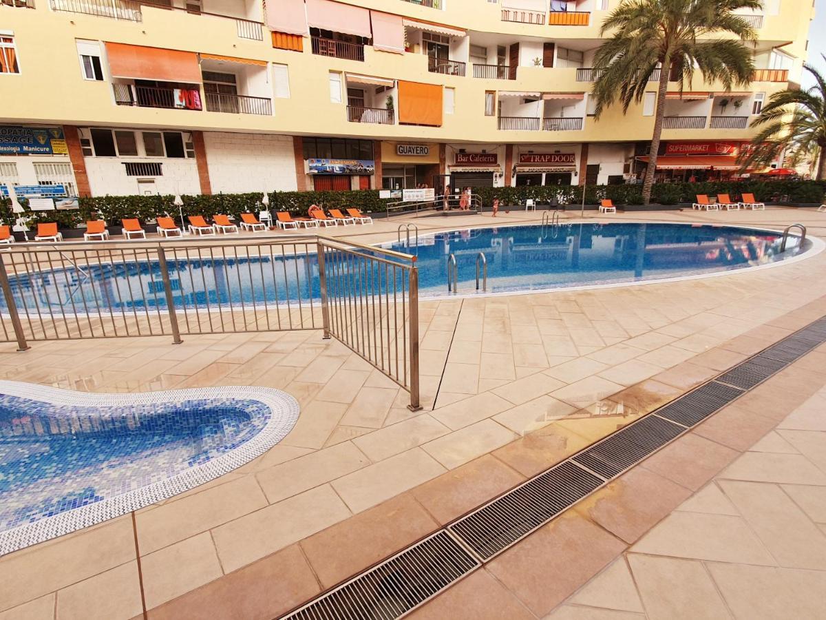 Cristianos Apartment