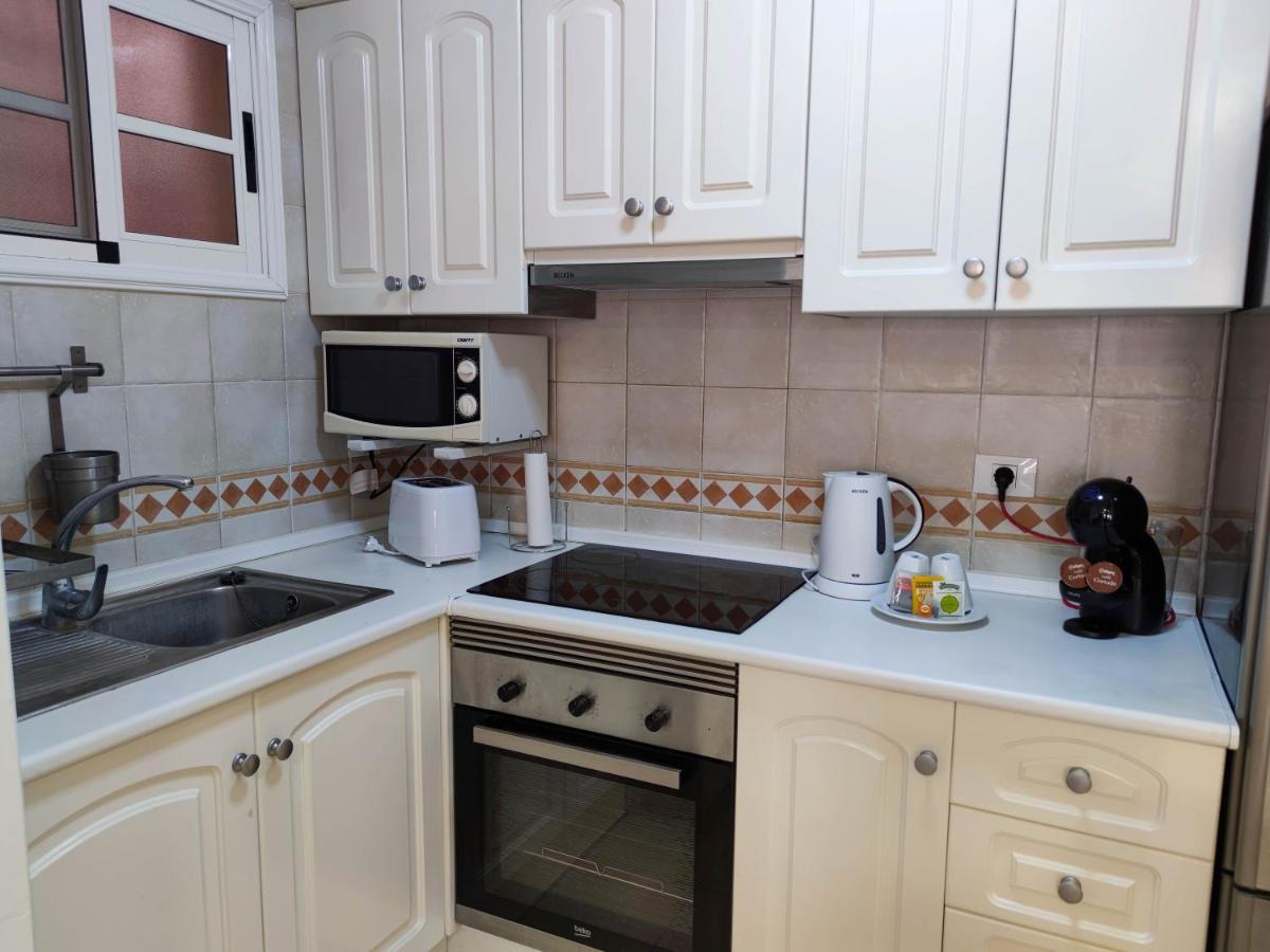 Cristianos - Heated Swimming Pool Air-conditioned * Los Cristianos (Tenerife)
