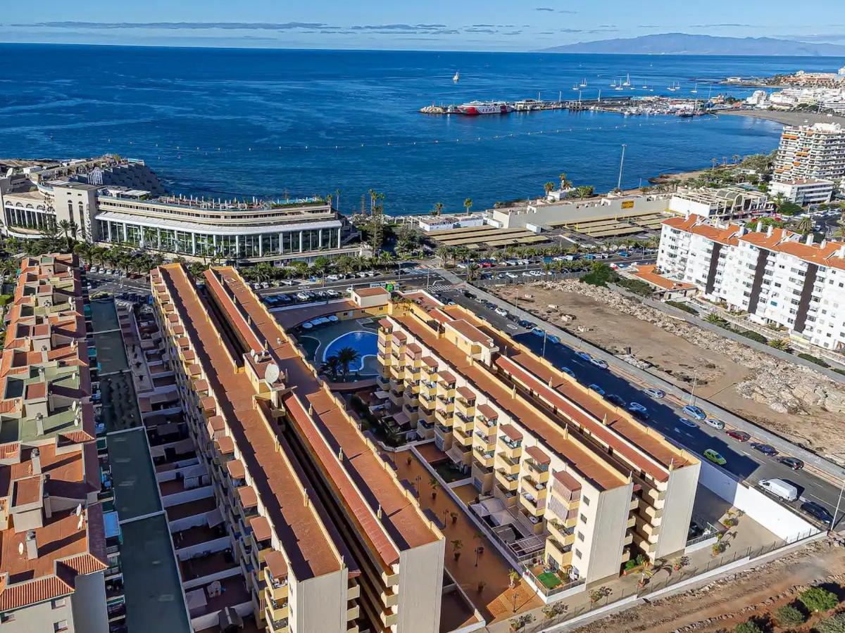Apartment Luminoso Y Bonito Con Piscina En Frente Del Mar Los Cristianos (Tenerife)
