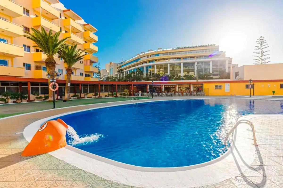 Apartment Luminoso Y Bonito Con Piscina En Frente Del Mar *