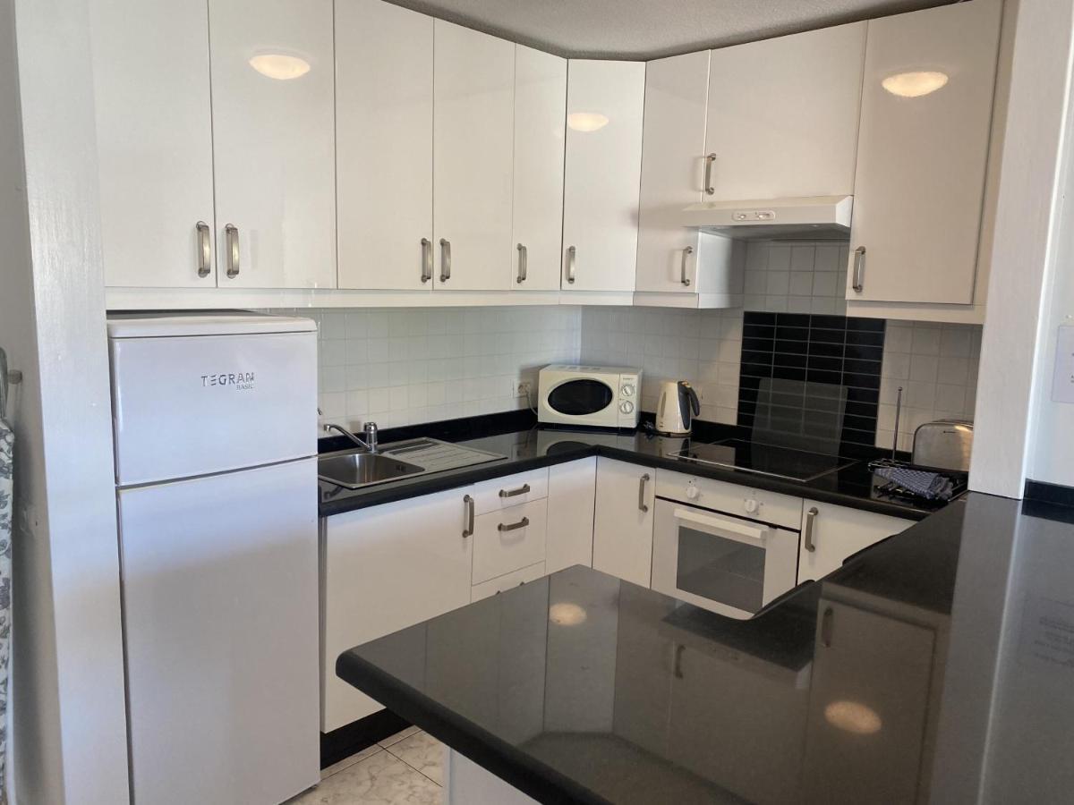 18a1, Victoria Court 1, Avenida Londres, Cristianos, 38650, Tenerife Apartment