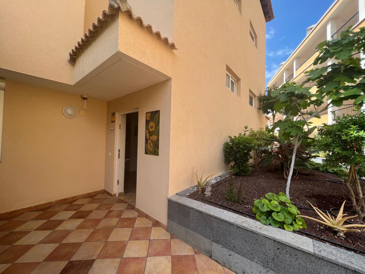With Private Pool And Beautiful Garden Vakantiehuis Los Cristianos (Tenerife)