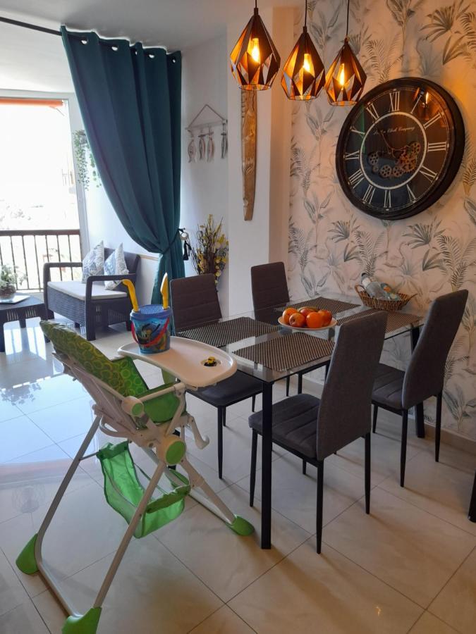 Luxory Dreamy Sunset, Seafront, Direct Access To The Promenade,wifi,pool,free Parking Apartamento Los Cristianos (Tenerife)