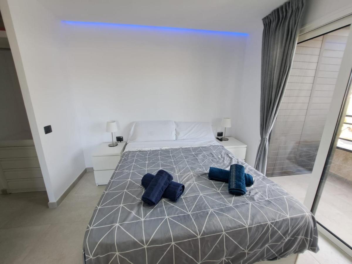 Newly Reformed 2 Bedroom In The Center Of Cristianos Apartment Los Cristianos (Tenerife)
