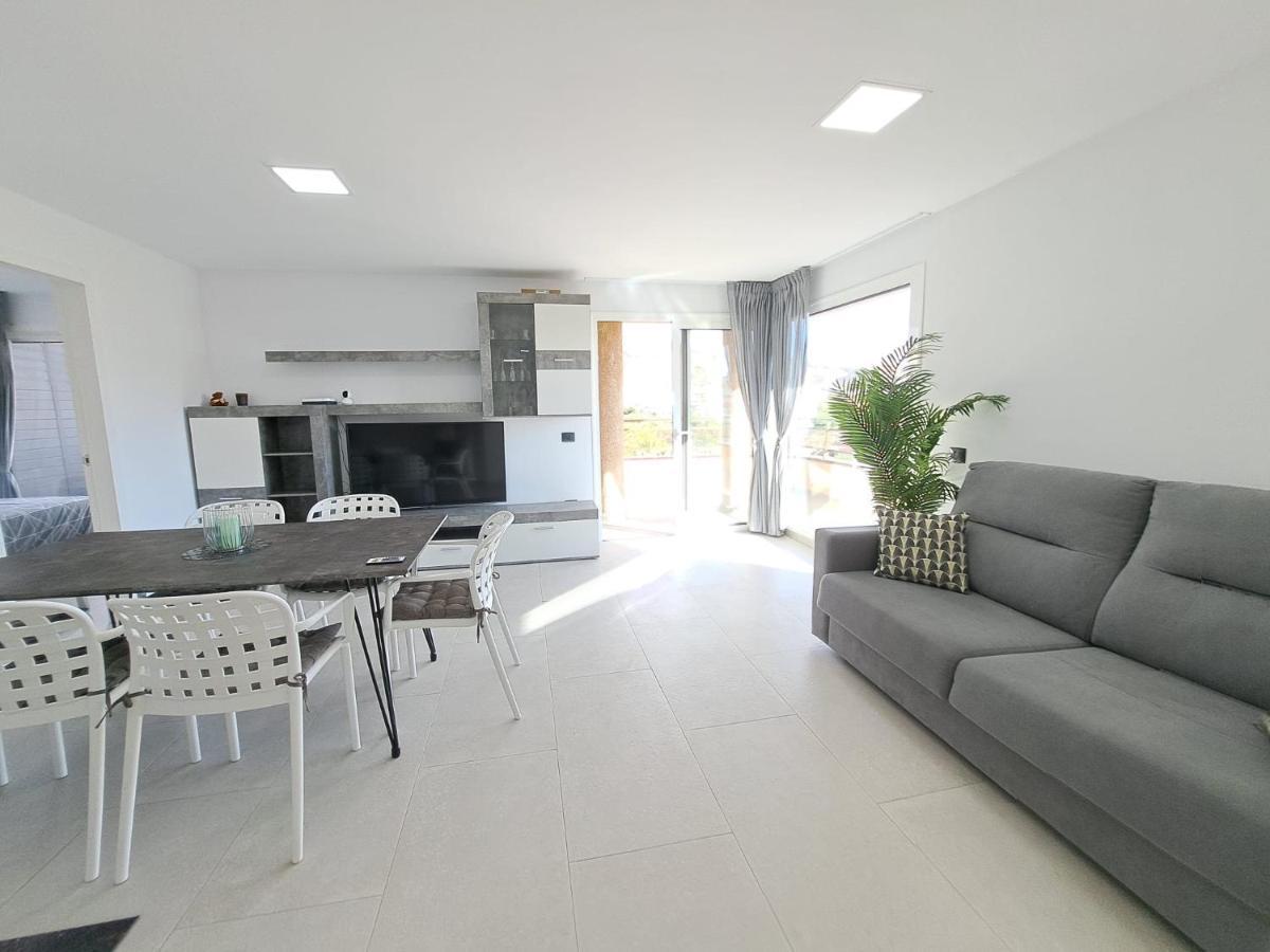 Apartment Newly Reformed 2 Bedroom In The Center Of Cristianos *
