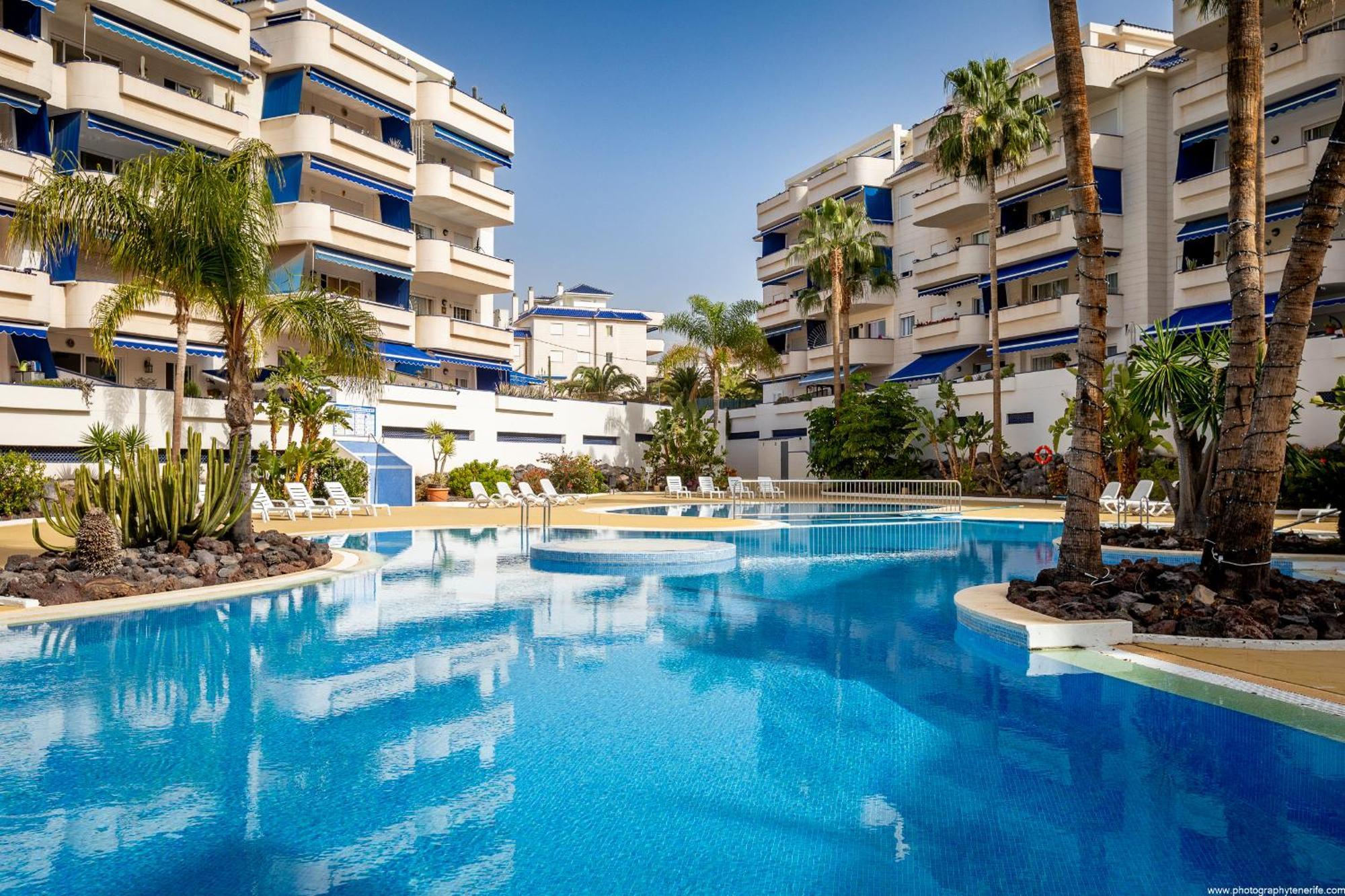 Apartment Cristianos 2 Bedroom Quiet Complex 200 Meters From The Ocean