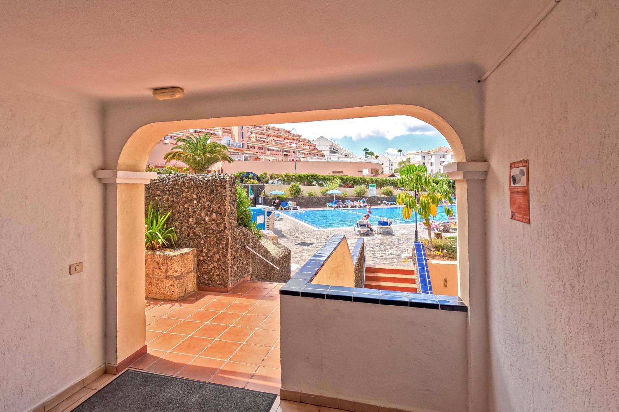 Apartment Amazing Maisonette With A Sea View And A Pool Access