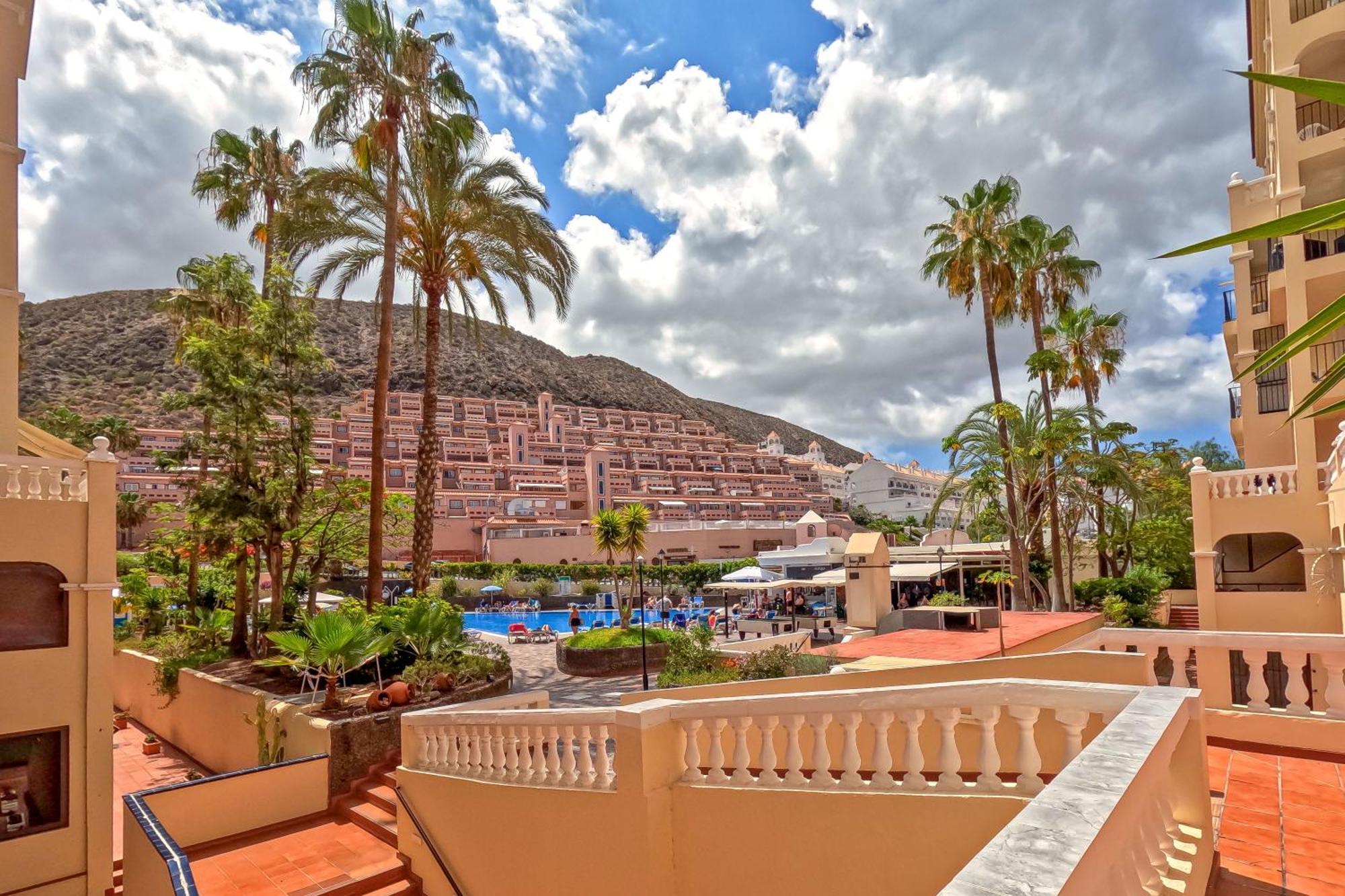 Amazing Maisonette With A Sea View And A Pool Access Apartment Los Cristianos (Tenerife)