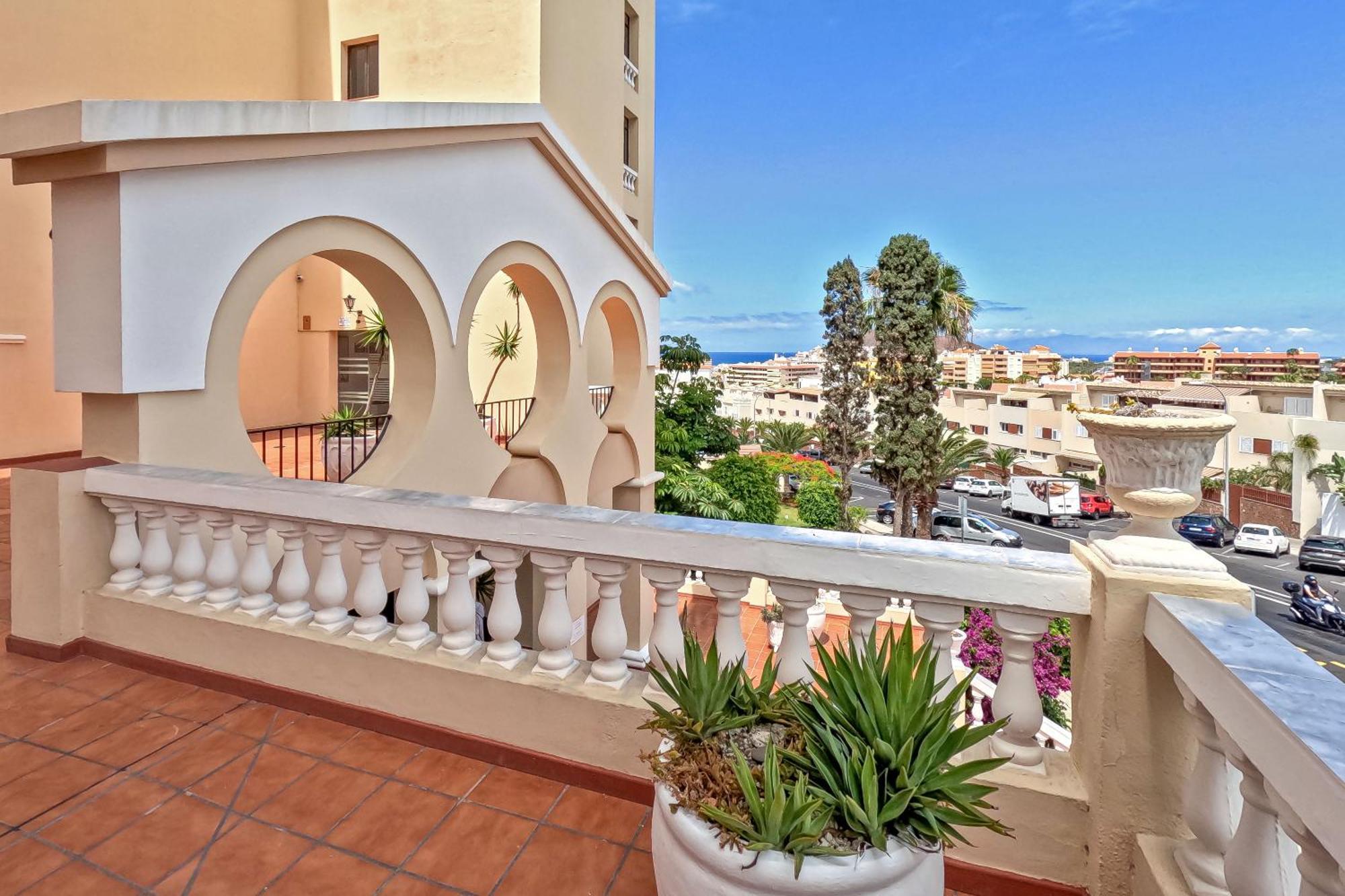 Amazing Maisonette With A Sea View And A Pool Access Apartment Los Cristianos (Tenerife)
