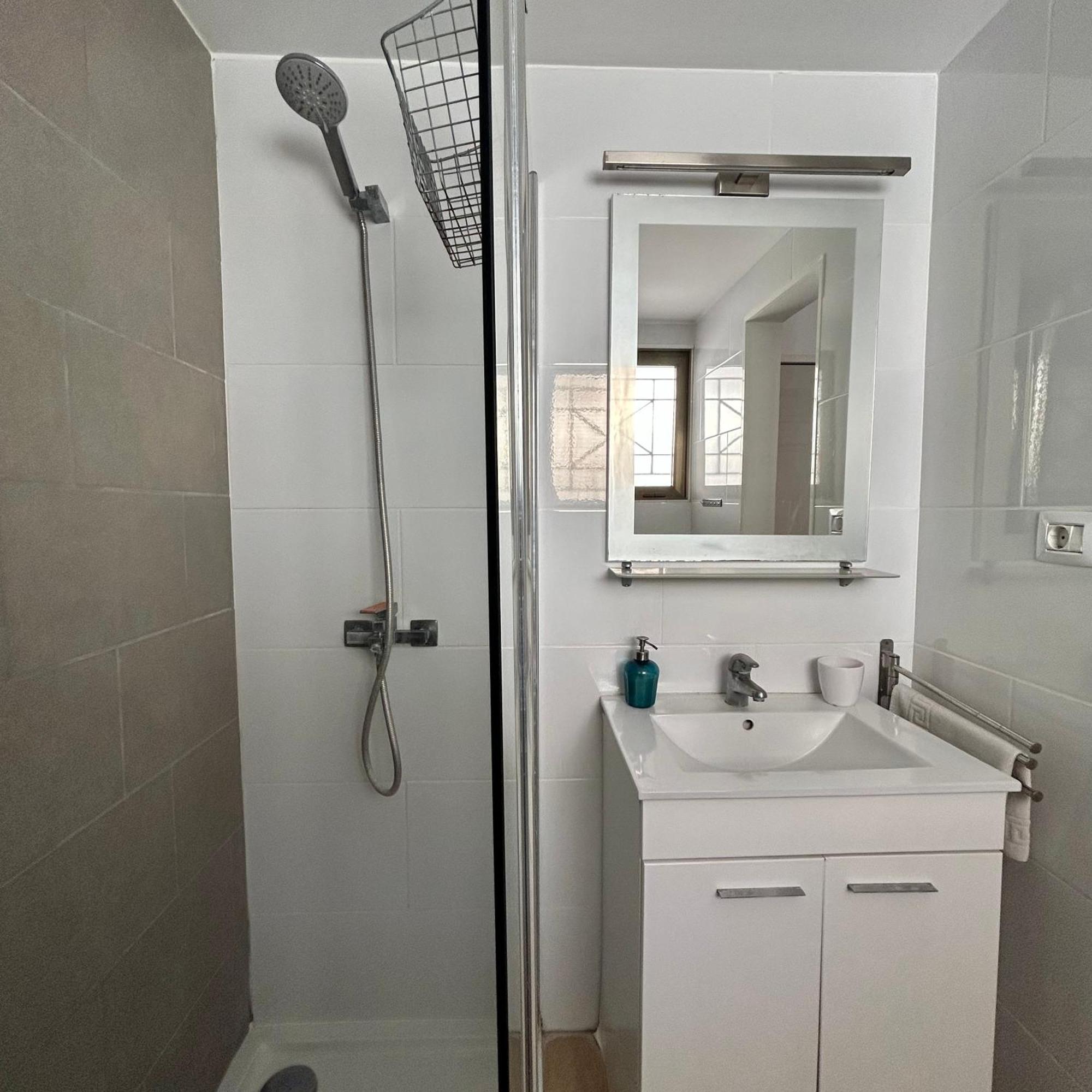Apartamento In Castle Harbour With Pool View C009 Los Cristianos (Tenerife)