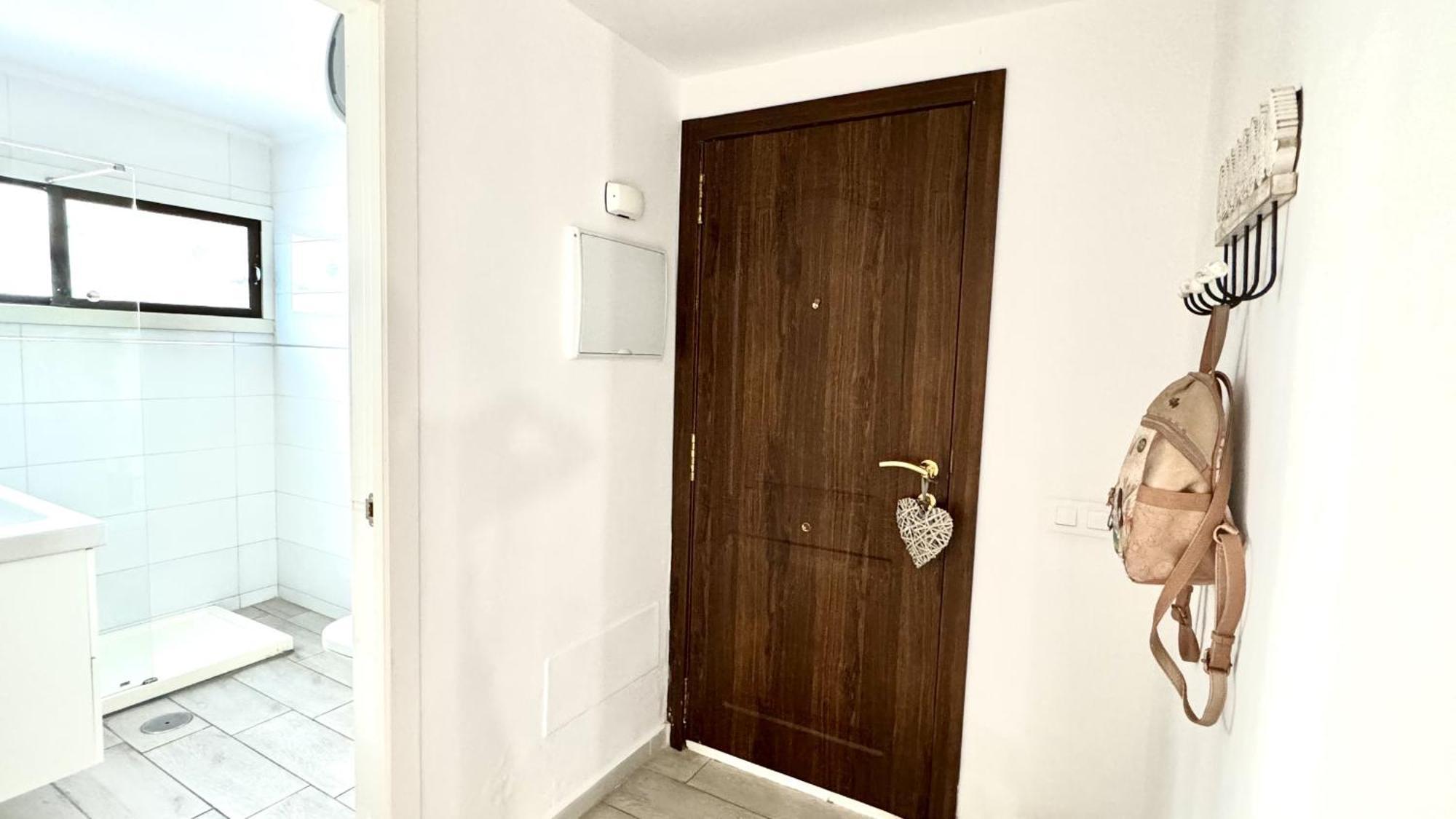 Apartamento Sur Y Sol Junto Al Mar By Deihu Experiences Los Cristianos (Tenerife)