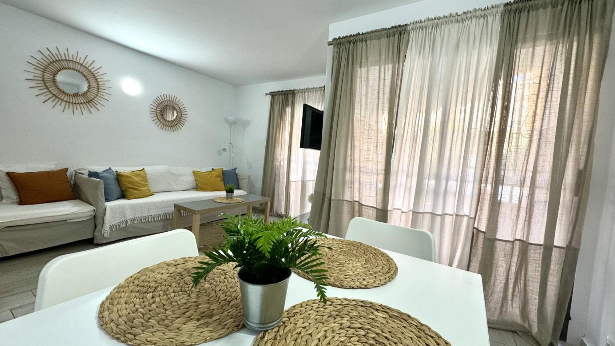 Apartamento Sur Y Sol Junto Al Mar By Deihu Experiences