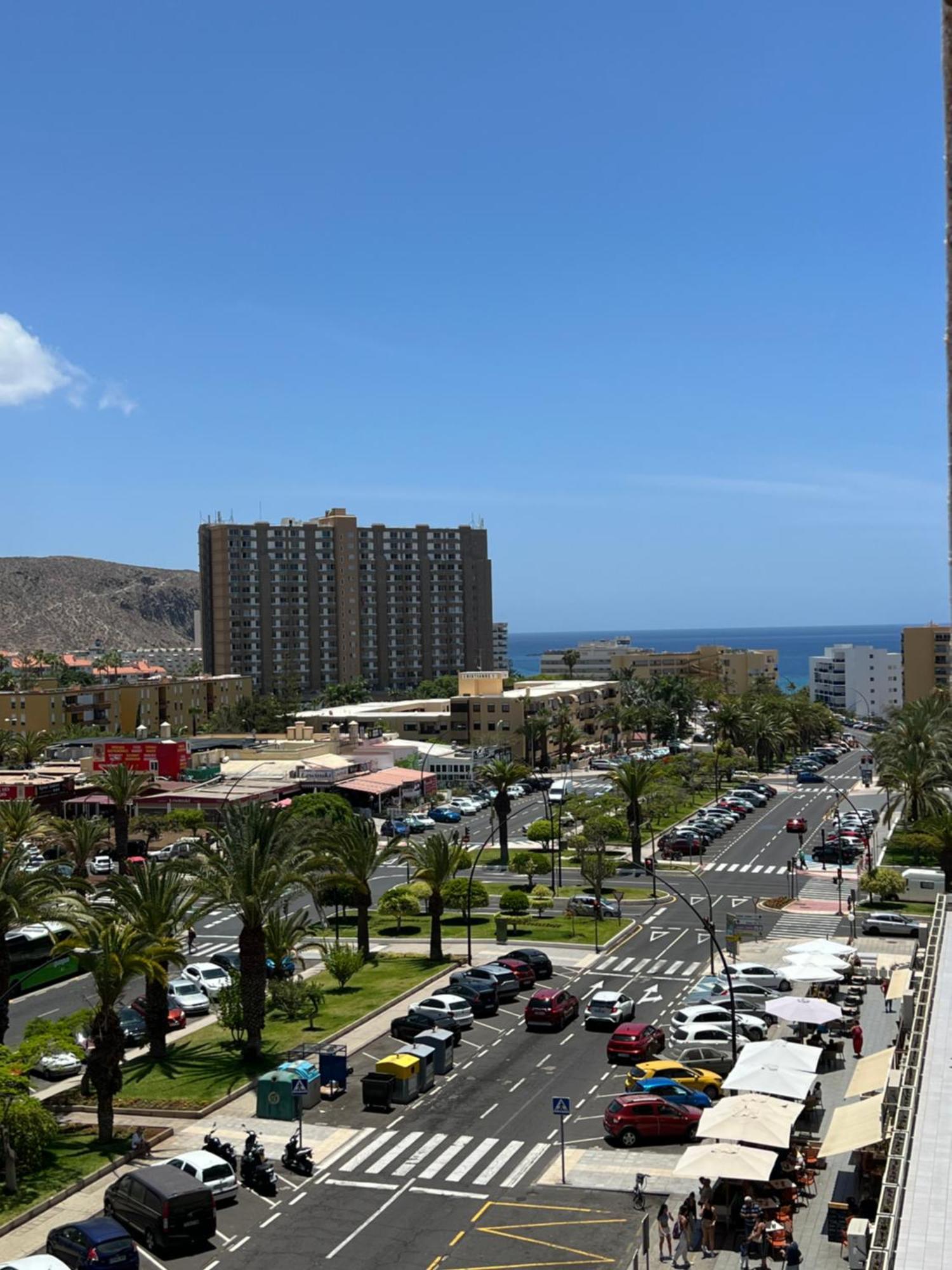 Apartment Center Cristianos *