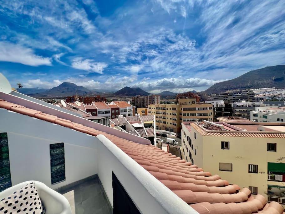 Cristianos Oasis, Modern Beachside Duplex Los Cristianos (Tenerife)