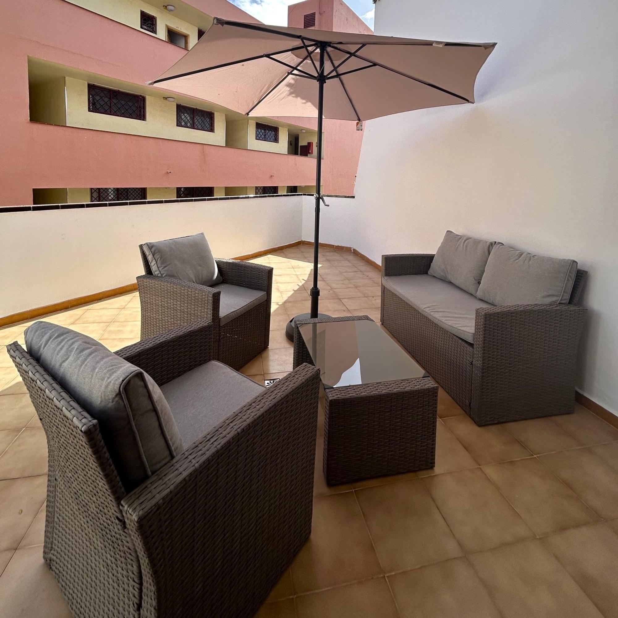 Apartment In Colina 2, Cristianos K105